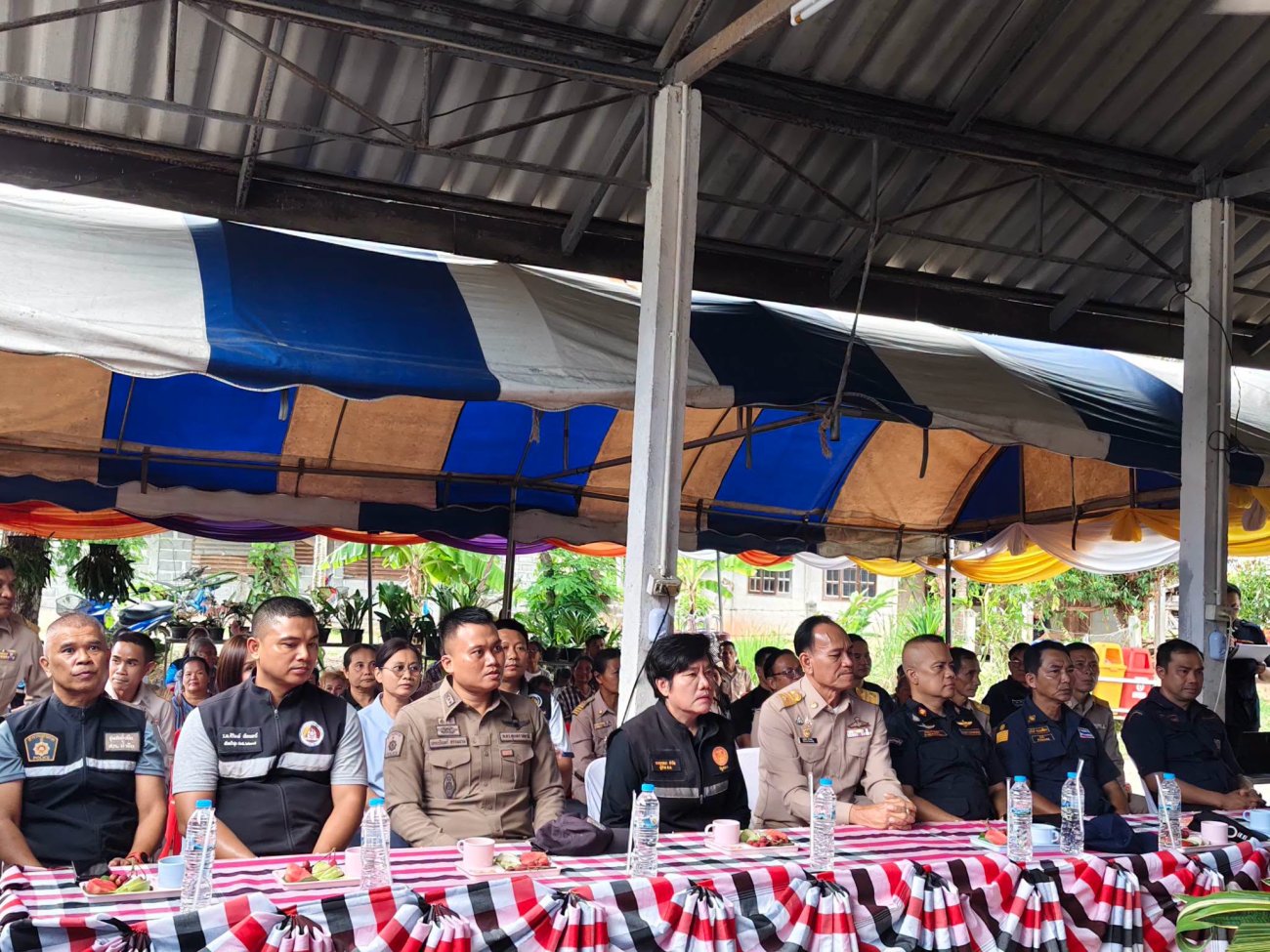 ร่วมงานการประกวดคัดเลือกหมวดชุดรักษาความปลอดภัยหมู่บ้าน (ชรบ.) ดีเด่นระดับภาค